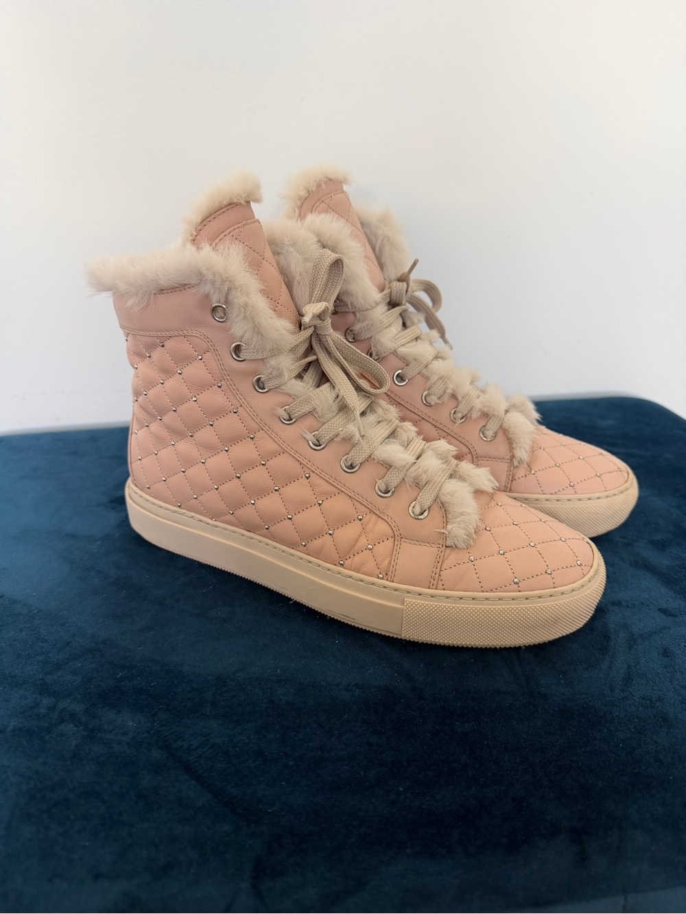 Le Silla Italy Rabbit Fur Lined Leather Studded High Top Sneakers Pink EU36 US6